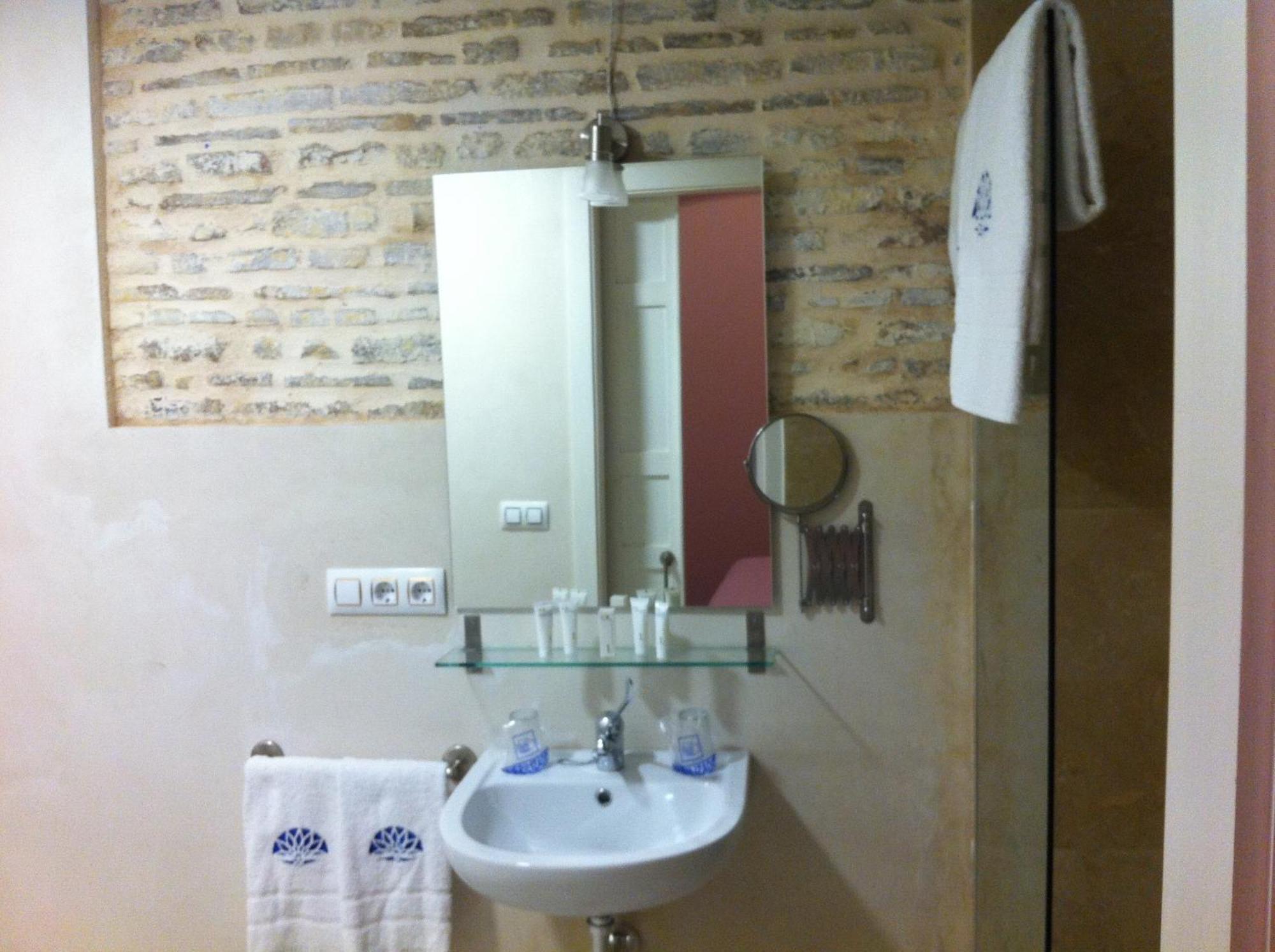 Single Room Ground Floor